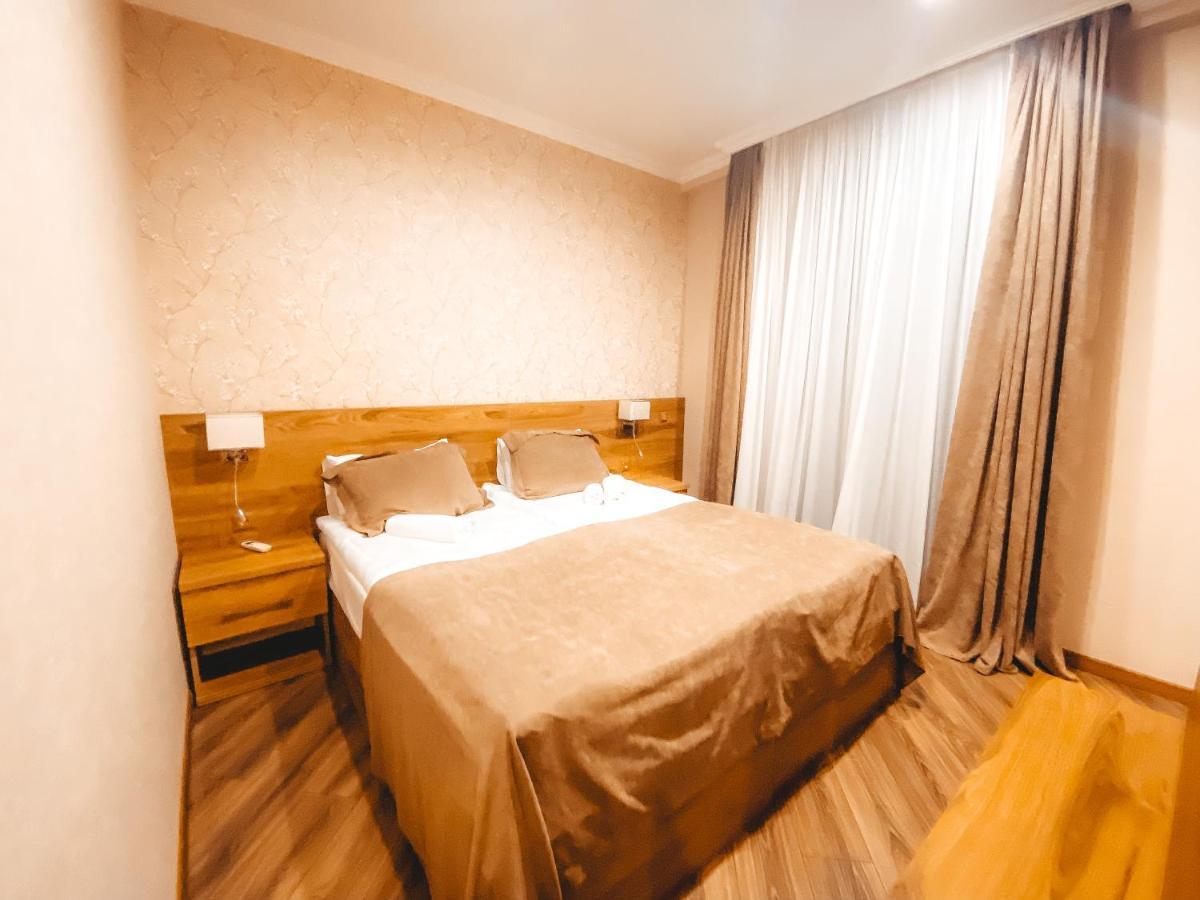 Sunset Tbilisi Luxury Aparthotel Esterno foto