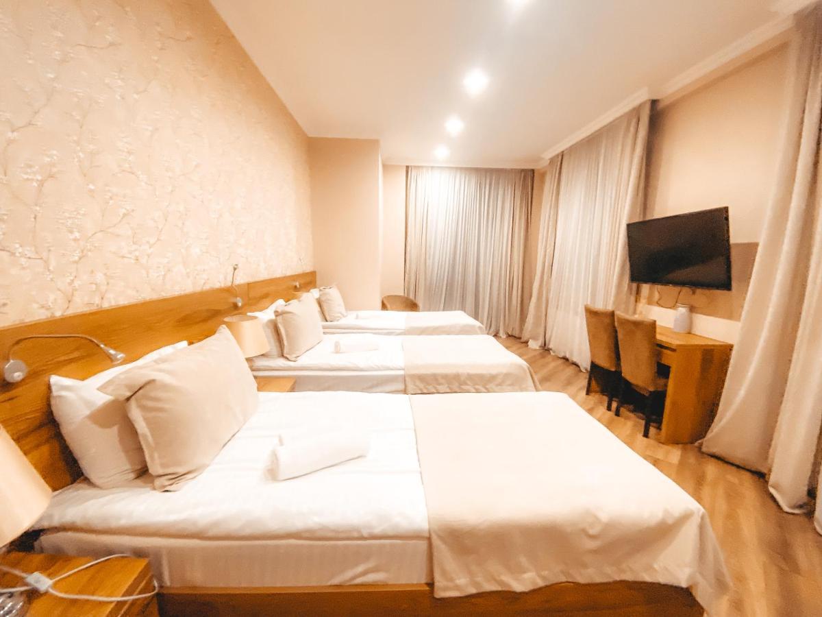 Sunset Tbilisi Luxury Aparthotel Esterno foto