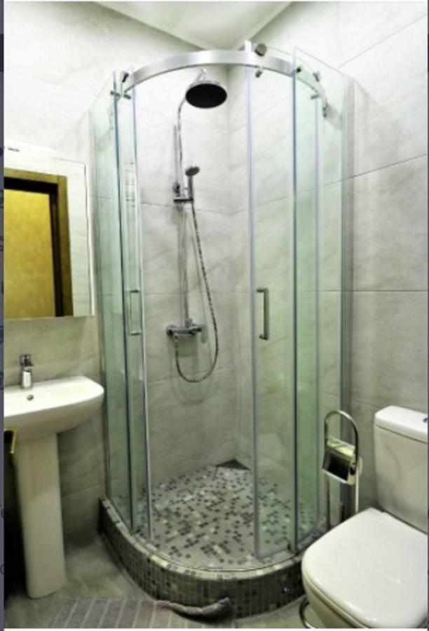 Sunset Tbilisi Luxury Aparthotel Esterno foto